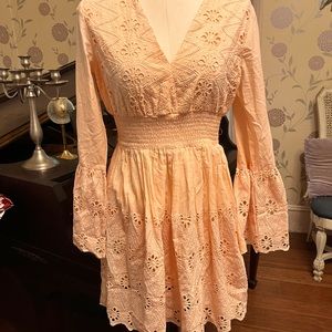 Venus pretty peach dress. Size 6